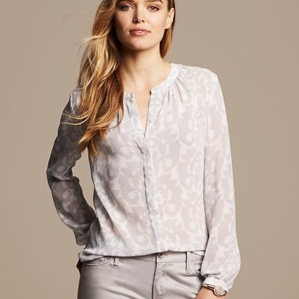 Banana Republic Long Sleeve Sheer Floral Scroll Print Blouse (sz M)